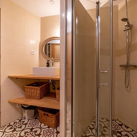 Apartment L'envoutement Provencal Au Coeur De L'ecusson - Nuit A