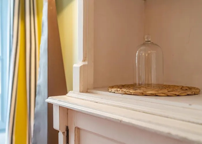 L'envoutement Provençal Au Cœur De L'écusson - Nuit à Appartement