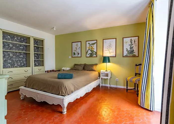 Appartement L'envoutement Provençal Au Cœur De L'écusson - Nuit à