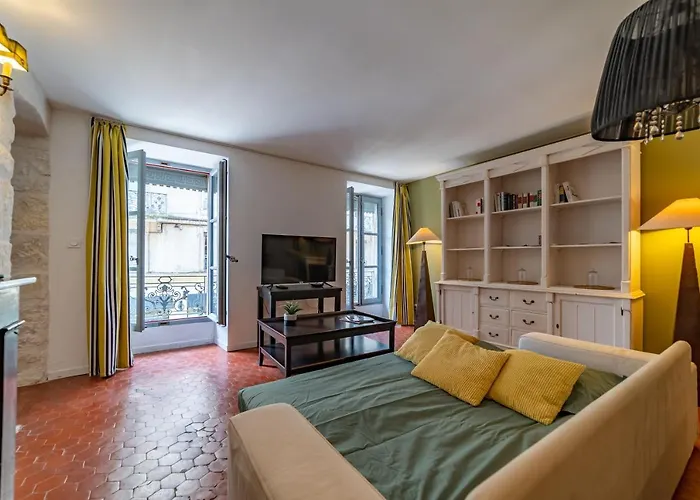 Appartement L'envoutement Provençal Au Cœur De L'écusson - Nuit à