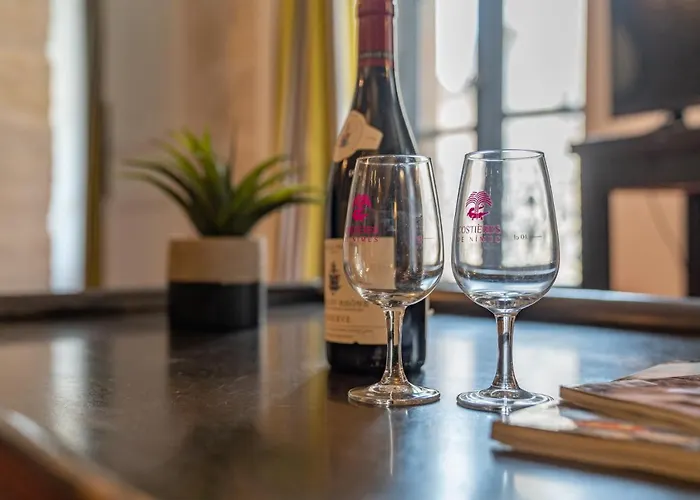 L'envoutement Provençal Au Cœur De L'écusson - Nuit à Appartement *